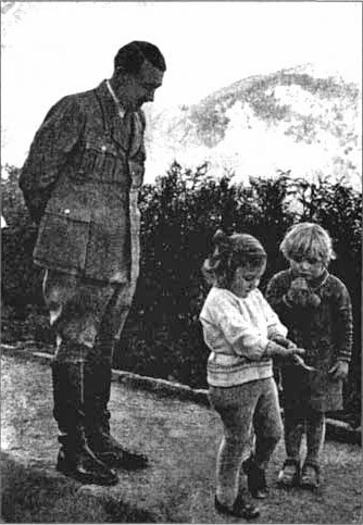 Adolf Hitler with children