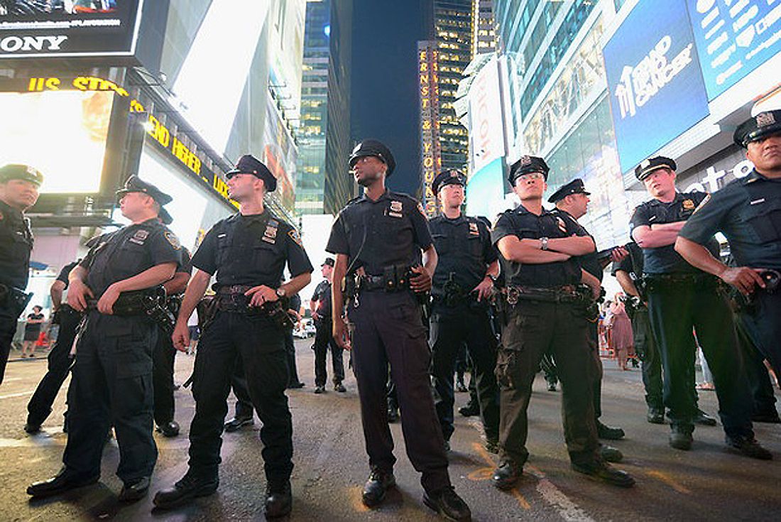 полицейская библия охраны порядка