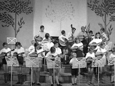 Маленький школьный оркестр