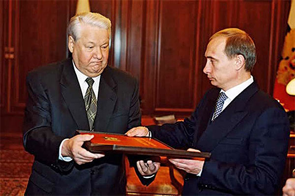 Путин, Ельцин и пропаганда